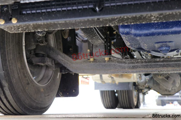 SHACMAN Delong M3000S Lightweight Edition 430 hp 6X4(10 wheels) LNG Tractor Truck (China VI) Chassis (2) | 86Trucks