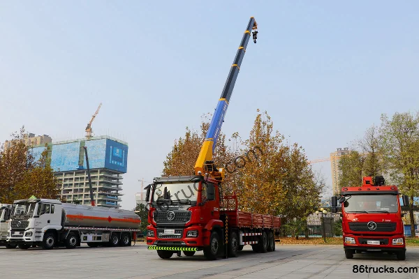 SHACMAN Delong M3000S 340 hp 8X4(12 wheels) Truck-Mounted Crane (Juntong Brand) Cab (2) | 86Trucks