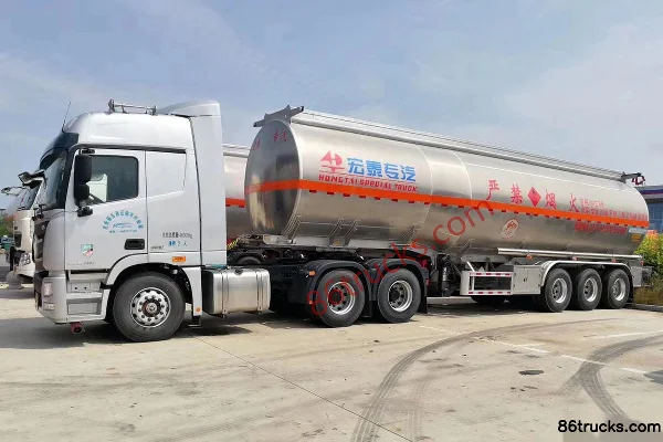 Zhengkang Hongtai 45m³ aluminum alloy flammable liquid tank semi-trailer Exterior