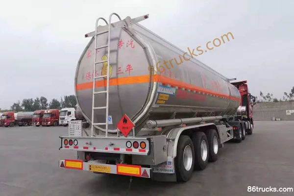 Zhengkang Hongtai 45m³ aluminum alloy flammable liquid tank semi-trailer Exterior (3) | 86Trucks