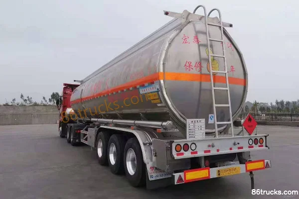 Zhengkang Hongtai 45m³ aluminum alloy flammable liquid tank semi-trailer Exterior (2) | 86Trucks