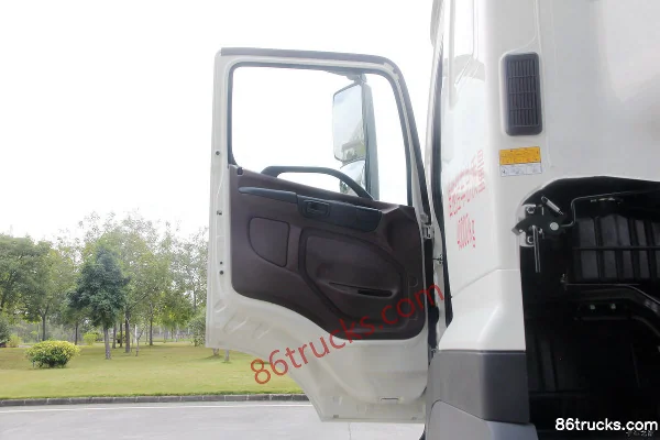 GAC HINO 700 Zhizhen Heavy Truck 450hp 6X4(10 wheels) tractor truck (with hydraulic retarder) (China VI) Cab (1) | 86Trucks