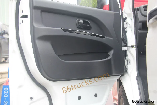 King Long Kaiwo D07 entrepreneur 2,1 T 5 places 4,17 m minibus électrique pur 41,86 kWh Cabine (3) | 86Trucks