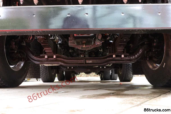 JAC Gallop K5W camion lourd 350 ch 8X4(12 roues) 6 m camion benne (China VI) Châssis (1) | 86Trucks