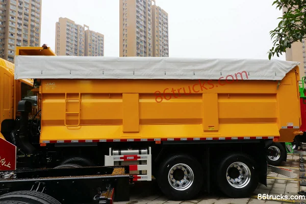 JAC Gallop K5W camion lourd 350 ch 8X4(12 roues) 6 m camion benne (China VI) Carrosserie (1) | 86Trucks