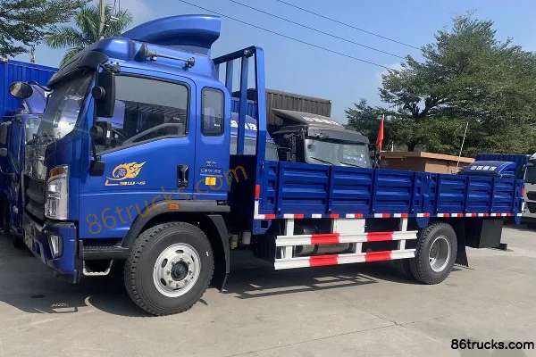 Sinotruk HOWO Wang Series 190hp 4X2(6 wheels) 5.75m crew cab flatbed light truck (China VI) Exterior (2) | 86Trucks