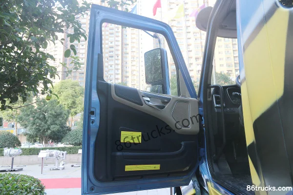 JAC Gallop V7 heavy truck 560hp 6X4(10 wheels) AMT automatic long-nose tractor truck (China VIb)(custom paint) Cab (1) | 86Trucks