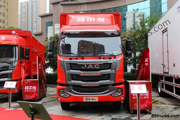 JAC Gallop A6L II Medium Truck 195 hp 4x2(6 wheels) 7.8m Box Cargo Truck Exterior (2) | 86Trucks