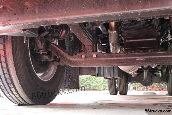 JAC Gallop A6L II Medium Truck 195 hp 4x2(6 wheels) 7.8m Box Cargo Truck Chassis (2) | 86Trucks