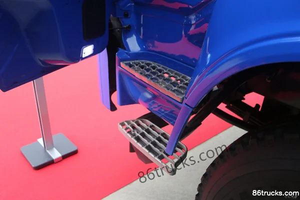 NanJun Ruiyu Luxe 270 ch 6X4(10 roues) 4.8 m camion benne (China VI) Cabine (2) | 86Trucks