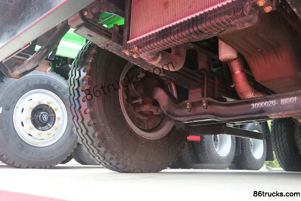NanJun Ruiyu Luxe 270 ch 6X4(10 roues) 4.8 m camion benne (China VI) Châssis (2) | 86Trucks