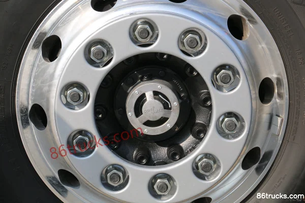 FAW Jiefang J7 Heavy Truck 560 hp 6X4(10 wheels) Tractor Truck (China VI)(Hydraulic Retarder) Chassis (2) | 86Trucks