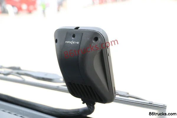 FAW Jiefang J6F 4X2(6 roues) camion de voirie intelligent niveau L4 Cabine (3) | 86Trucks