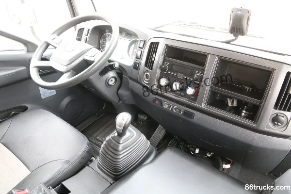 FAW Jiefang J6F 4X2(6 roues) camion de voirie intelligent niveau L4 Cabine (1) | 86Trucks