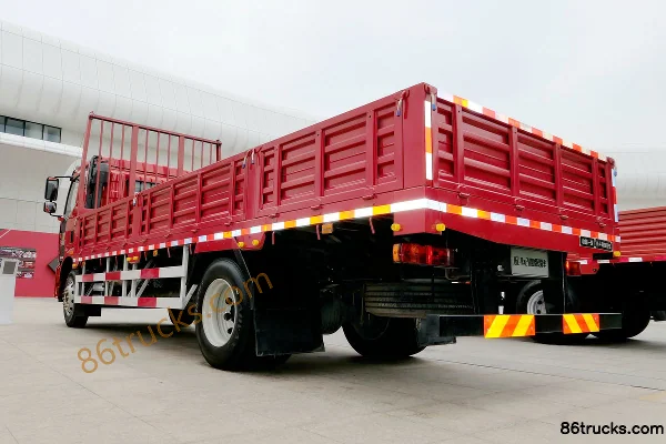FAW Jiefang J6L camion moyen 220 ch 4X2(6 roues) camion porteur à ridelles 6,75 mètres (China VI) Extérieur (3) | 86Trucks