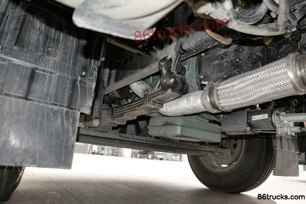 FAW Jiefang J6L camion moyen 220 ch 4X2(6 roues) camion porteur à ridelles 6,75 mètres (China VI) Châssis (1) | 86Trucks