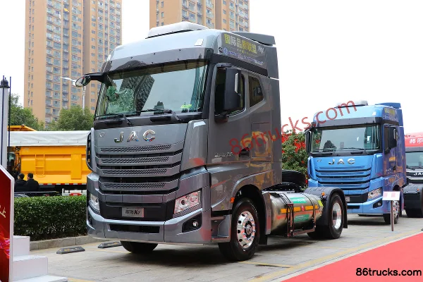 JAC Gallop K7 Heavy Truck 530hp 4X2(6 wheels) LNG Automatic Tractor Truck (Cummins) Exterior