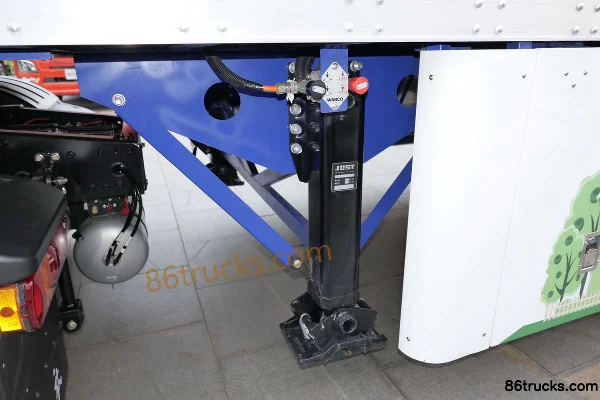 FAW Jiefang nouveau J6P 6X4(10 roues) train frigorifique intelligent 13,6 m Châssis (3) | 86Trucks