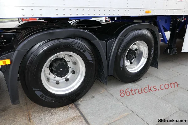 FAW Jiefang nouveau J6P 6X4(10 roues) train frigorifique intelligent 13,6 m Châssis (2) | 86Trucks