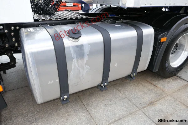 FAW Jiefang nouveau J6P 6X4(10 roues) train frigorifique intelligent 13,6 m Châssis (1) | 86Trucks