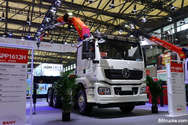 SHACMAN SHACMAN Delong New M3000 Heavy Truck Tractor Trucks