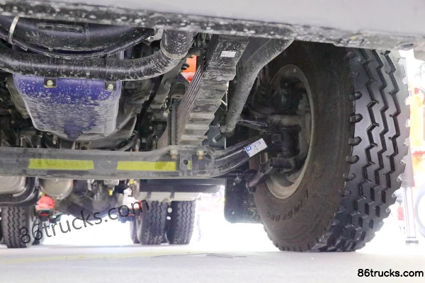 SHACMAN Delong New M3000 400 hp 6X4(10 wheels) Tractor Truck (China VI) Chassis (3) | 86Trucks