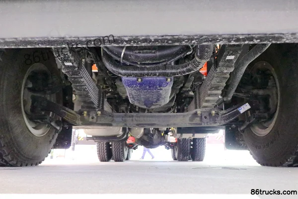 SHACMAN Delong New M3000 400 hp 6X4(10 wheels) Tractor Truck (China VI) Chassis (1) | 86Trucks