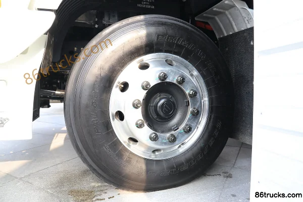 Foton Zhilan Heavy Truck 6X4(10 wheels) Pure Electric Tractor Truck Chassis (3) | 86Trucks