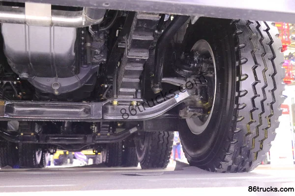 SANY composite version 380 ch 8X4(12 roues) 5,6 m camion benne (pont Hande) Châssis (3) | 86Trucks