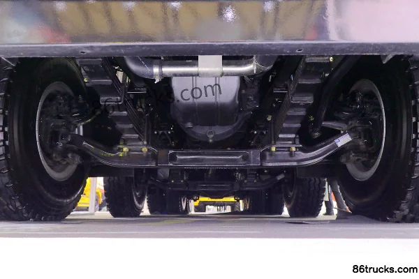 SANY composite version 380 ch 8X4(12 roues) 5,6 m camion benne (pont Hande) Châssis (1) | 86Trucks