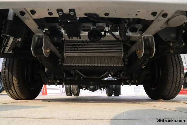 Foton Aumark S1 Series Zhiying Edition 130 hp 4X2(6 wheels) Chassis (1) | 86Trucks