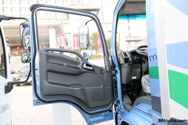 SHACMAN Light Truck Delong E3000 4,18 m fourgon électrique pur 81,14 kWh 4X2(6 roues) Intérieur (1) | 86Trucks