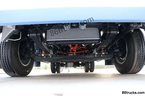 SHACMAN Light Truck Delong E3000 4,18 m fourgon électrique pur 81,14 kWh 4X2(6 roues) Châssis (1) | 86Trucks