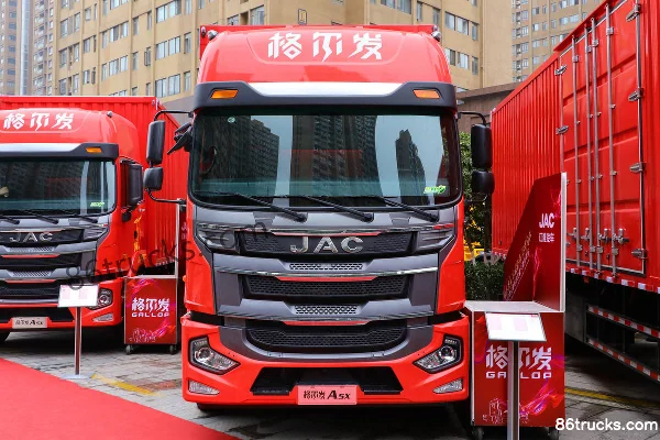 JAC Gallop A5X Heavy Truck 260 hp 4X2(6 wheels) 9.8m Van Cargo Truck (China VI) Exterior (2) | 86Trucks