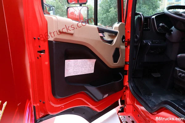 JAC Gallop A5X Heavy Truck 260 hp 4X2(6 wheels) 9.8m Van Cargo Truck (China VI) Cab (1) | 86Trucks