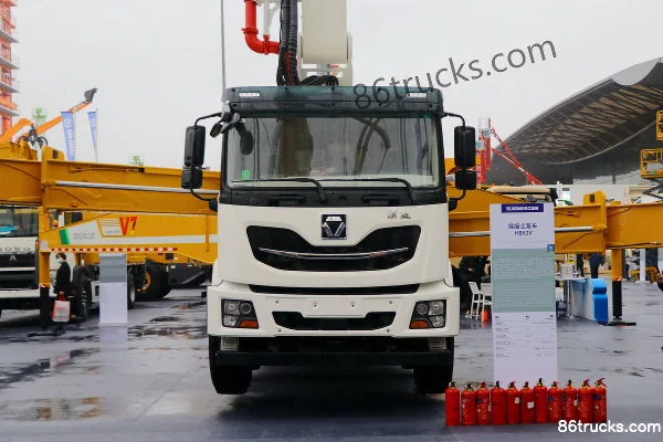 XCMG Hanfeng P5 460hp 8X4(12 wheels) concrete pump truck Exterior (2) | 86Trucks