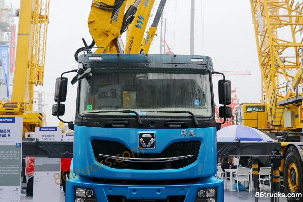 XCMG Hanfeng P5 400hp 8X4(12 wheels) truck-mounted crane Exterior (3) | 86Trucks