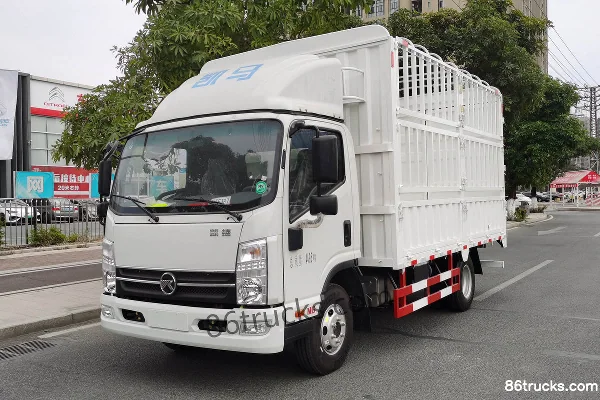 Kama Kaijie M6 high-spec version 143 ch 4X2(6 roues) 4.2m single-row fence-type light truck Extérieur (3) | 86Trucks