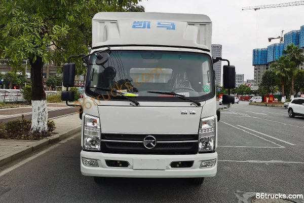 Kama Kaijie M6 high-spec version 143 ch 4X2(6 roues) 4.2m single-row fence-type light truck Extérieur (2) | 86Trucks