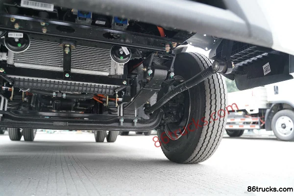 FARIZON G7E 4.5T 4.1m single-row pure electric stake light truck 81.14kWh 4X2(6 wheels) Chassis (3) | 86Trucks