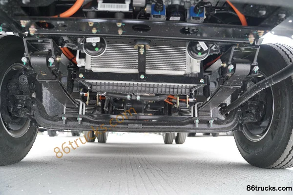 FARIZON G7E 4.5T 4.1m single-row pure electric stake light truck 81.14kWh 4X2(6 wheels) Chassis (1) | 86Trucks