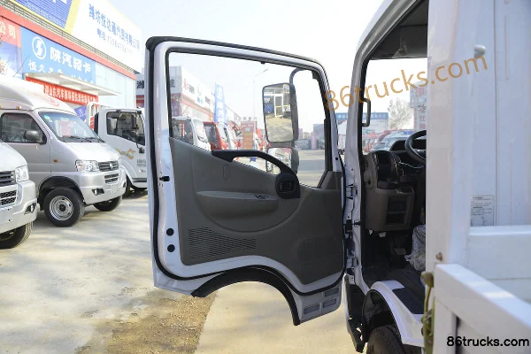 Dongfeng Duolika D6-S modèle 2018 95 ch 4X2(6 roues) camion léger à ridelles 4,17 m cabine simple (1) | 86Trucks
