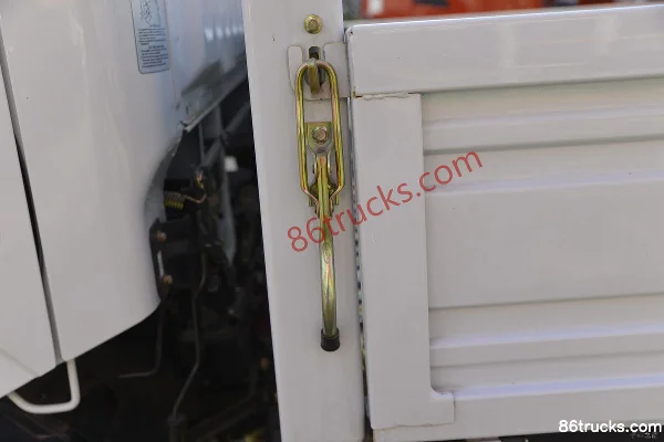 Dongfeng Duolika D6-S modèle 2018 95 ch 4X2(6 roues) camion léger à ridelles 4,17 m cabine simple Carrosserie (2) | 86Trucks