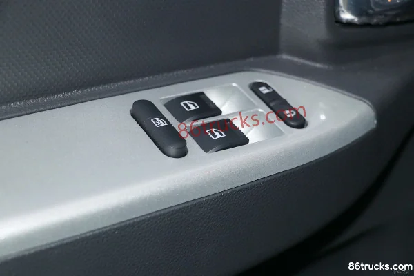 Dongfeng Captain Nebula K6-L Comfort Edition 163 hp 4X2(6 wheels) 4.17m Single Row Flatbed Light Truck (China VI) (Dana 3.5T Rear Axle) Cab