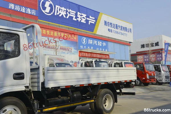 Dongfeng Duolika D5 88 ch 4X2(6 roues) 3,8 m camion léger plateau à ridelles cabine simple (frein pneumatique) Carrosserie (1) | 86Trucks