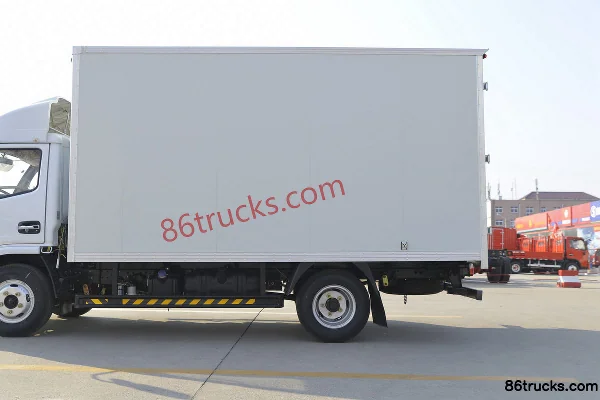 Dongfeng Duolika D6-M 115hp 4X2(6 wheels) 4.17m single-row van light truck (5-speed) Body (2) | 86Trucks