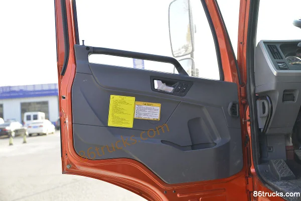 FAW Jiefang Qingdao Dragon V2.0 245 hp 6X2(8 wheels) 5.5m Dump Truck (China VI) Cab (2) | 86Trucks