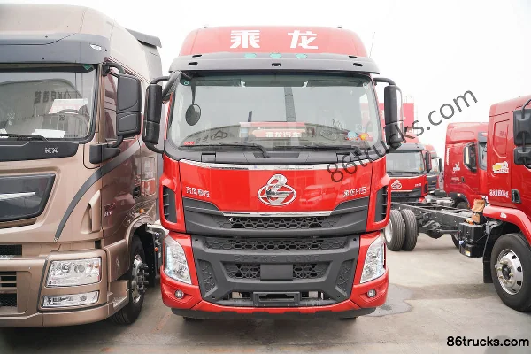 Dongfeng Liuqi Chenglong H5 camion moyen 240 ch 4X2(6 roues) 6,8 m camion porteur à ridelles (pont arrière 153) Extérieur (2) | 86Trucks
