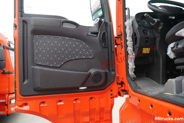 Sinotruk Sitrak G7 heavy truck 480 hp 6X4(10 wheels) LNG tractor truck (China VI) Cab (2) | 86Trucks