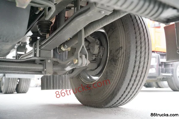 Sinotruk Sitrak G7 heavy truck 480 hp 6X4(10 wheels) LNG tractor truck (China VI) Chassis (3) | 86Trucks